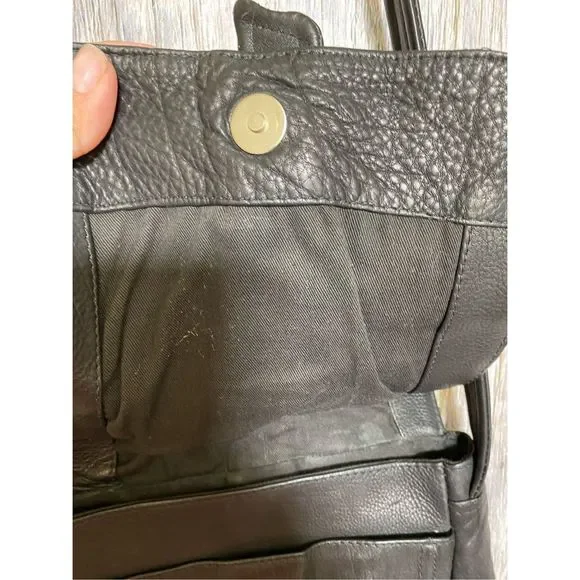 Kenneth Cole Black Leather Crossbody Bag - Picture 6 of 16